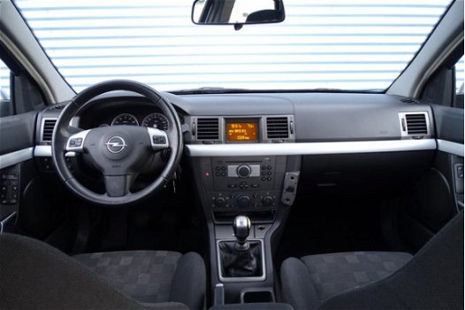 Opel Vectra GTS - 1.8-16V Airco, Cruise, Trekhaak, Elektr. Pakket - 1