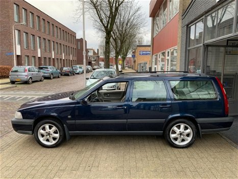 Volvo V70 - XC 2.4 T AWD Comfort APK NAP 2de Eigenaar - 1