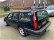 Volvo V70 - XC 2.4 T AWD Comfort APK NAP 2de Eigenaar - 1 - Thumbnail