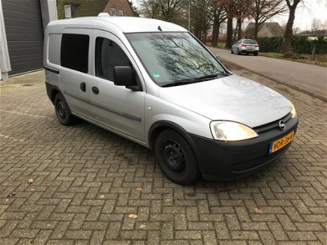 Opel Combo - 1.6 BENZINE 11-2003 25EURO/P MAAND APK 2021 - 1