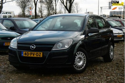 Opel Astra - 1.7 CDTi Essentia M.2005 AIRCO/ELEKRAM/APK 5-2020 - 1