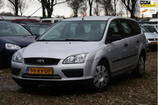 Ford Focus Wagon - 1.6-16V Champion M.2006 NAP/AIRCO/APK - 1