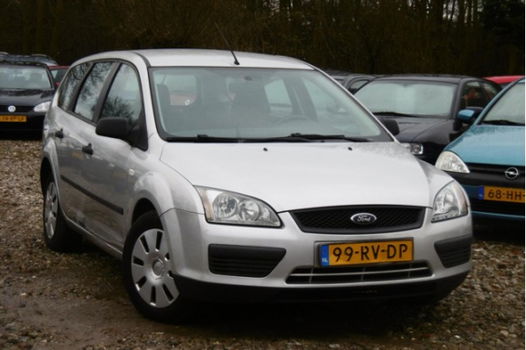 Ford Focus Wagon - 1.6-16V Champion M.2006 NAP/AIRCO/APK - 1