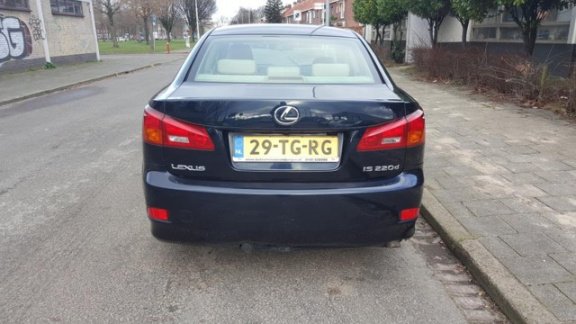 Lexus IS - 220d Business - 1