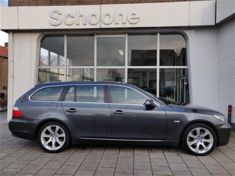 BMW 5-serie Touring - 520I CORPORATE LEASE HIGH EXECUTIVE - 1