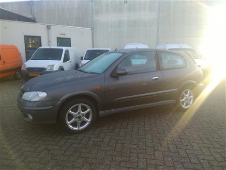 Nissan Almera - 1.5 Ambience ZO INGERUILD DUS ZO WEG PRIJS MET AIRCO ZEER LEUKE AUTO RIJDT PERFECT - 1