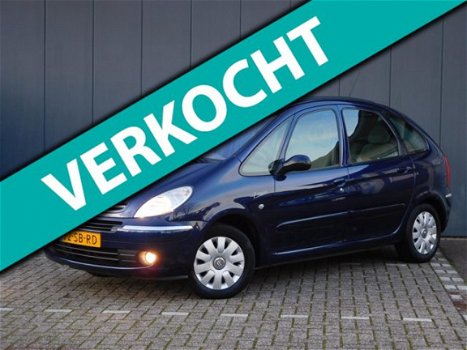 Citroën Xsara Picasso - 2.0i-16V Exclusive - 1