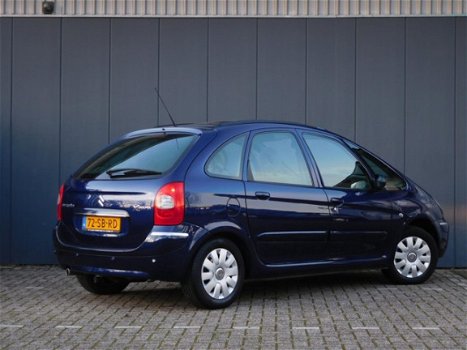 Citroën Xsara Picasso - 2.0i-16V Exclusive - 1