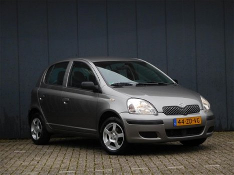 Toyota Yaris - 1.0 VVTi Terra - 1