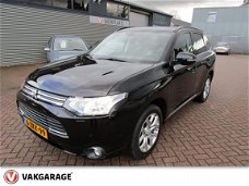 Mitsubishi Outlander - 2.0 PHEV Executive Edition nav, lm velgen, ex btw