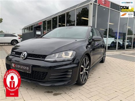 Volkswagen Golf - 2.0 TDI GTD - 1