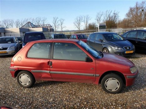 Peugeot 106 - 1.1 XN | Nieuwe APK | 175.000km NAP | - 1