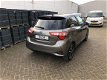 Toyota Yaris - 1.5 Hybrid Bi-Tone Plus Panoramadak, 1ste particuliere eigenaar Prijs Rijklaar - 1 - Thumbnail