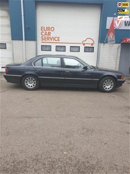 BMW 7-serie - 728iL Executive 