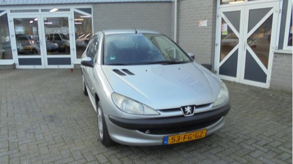 Peugeot 206 - 1.4 XT - 1