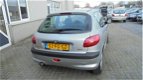 Peugeot 206 - 1.4 XT - 1 - Thumbnail