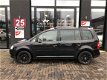 Volkswagen Touran - 2.0-16V FSI Trendline 6/12 M Garantie - 1 - Thumbnail