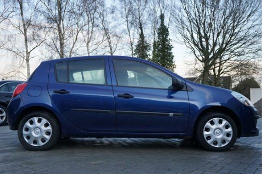 Renault Clio - 1.2-16V Exception 5-Dr. | Airco | El ramen | Stuurb - 1