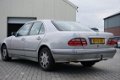 Mercedes-Benz E-klasse - 270 CDI Elegance | AUT | Cruise | Leder | Trekhaak - 1 - Thumbnail
