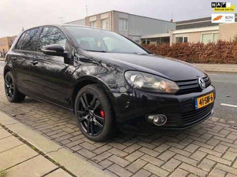 Volkswagen Golf - 2.0 TDI Highline NAVI PARKEER ASSIST APK NIEUWE KOPPELING EN VLIEGWIEL - 1