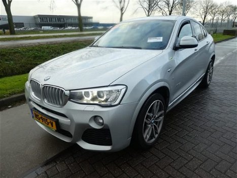 BMW X4 - 3.0 D M SPORT HI full options - 1