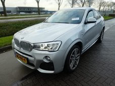 BMW X4 - 3.0 D M SPORT HI full options