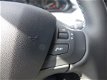 Peugeot 208 - 1.2 82pk 5D Allure l NAVI l DAB+ l CAMERA l RIJKLAAR - 1 - Thumbnail