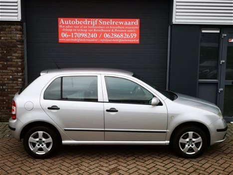 Skoda Fabia - 1.4 55KW AUT 2005 AUTOMAAT/AIRCO/140DKM NAP - 1