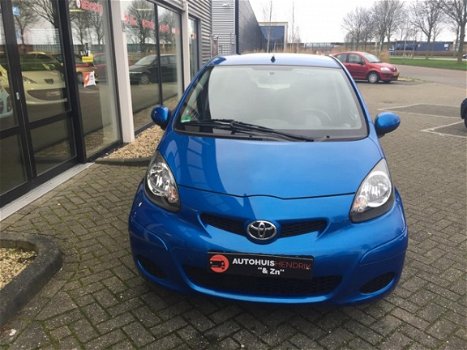 Toyota Aygo - 1.0-12V Dynamic Blue airco, cd, cv, elec ramen, metalic lak, 15x op voorraad ook c1 en - 1