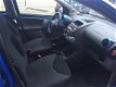 Toyota Aygo - 1.0-12V Dynamic Blue airco, cd, cv, elec ramen, metalic lak, 15x op voorraad ook c1 en - 1 - Thumbnail