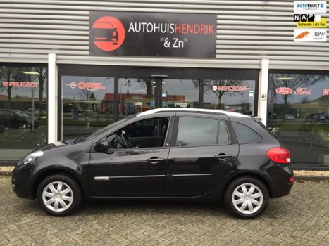 Renault Clio Estate - 1.5 dCi 20th Anniversary vol optie, s airco navi elle pakket cd speler cr-cont - 1