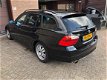 BMW 3-serie Touring - 318i Business Line Nette staat PDC achter Clima Cruise control - 1 - Thumbnail