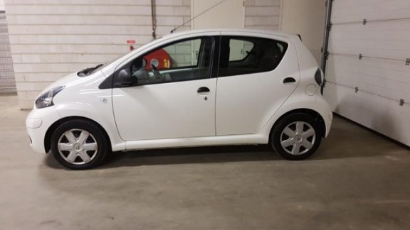 Toyota Aygo - 1.0-12V Cool NAP 2e eigenaar APK 5 deurs Airco - 1