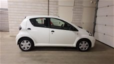 Toyota Aygo - 1.0-12V Cool NAP 2e eigenaar APK 5 deurs Airco