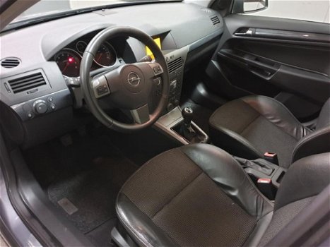 Opel Astra - 1.6 Elegance Cruise, Climate control, Half leer, Goed onderhouden - 1