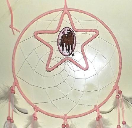 PAARD Dromenvanger/ Dreamcatcher in Stervorm- kleur roze: Ring=25cm - Afbeelding 2