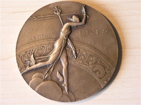 www.medals4trade.eu Promotion / Medaille / Penningen / Goud / TeFaF / Goldmedals / iNumis - 1