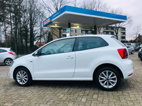 Volkswagen Polo - 1.0 Easyline LOUNGE*CLIMA*PDC*LM.VELG*CRUISECONTR.*STUURBEKR.*ARM STEUN*BOEKJES - 1