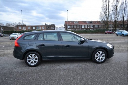 Volvo V60 - 1.6 DRIVe MOOIE AUTO - 1