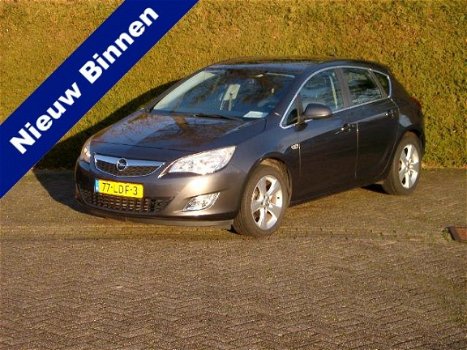 Opel Astra - 1.4 Turbo Cosmo trekhaak automatische airco - 1