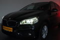 BMW 2-serie Gran Tourer - 2.0 218d 150PK Essential / Navigatie / LED - 1 - Thumbnail