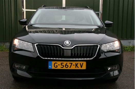 Skoda Superb Combi - 1.4 TSI Active Business CLIMA , NAVI, CRUISE, BJ 2017 47.000 KM - 1