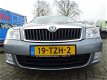 Skoda Octavia Combi - 1.2 TSI AMBITION BUSINESS LINE ECC/CRUISE/NAV/PARK.SENS/LMV/TREKHAAK - 1 - Thumbnail