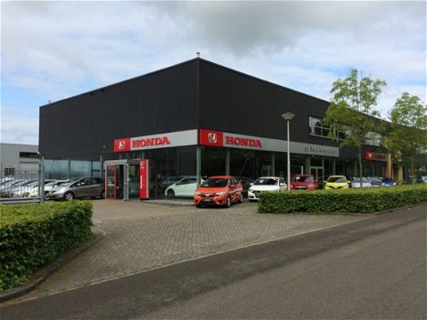 Honda Jazz - 1.3 Comfort Aut. | Navigatie | Parkeersensoren | Lm-wielen | Stoelverwarming | - 1