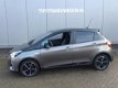 Toyota Yaris - 1.5 Full Hybrid 100pk 5D Aut Bitone plus, exclusief - 1 - Thumbnail