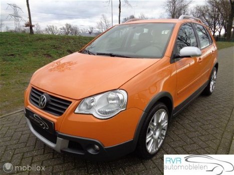 Volkswagen Polo - 1.6-16V Cross / Clima / Cruise - 1