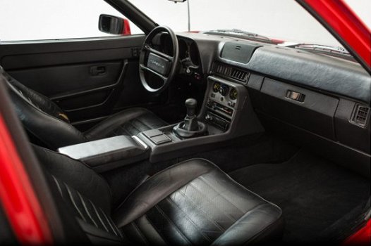 Porsche 944 - 2.5 Coupé - 1