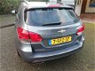 Chevrolet Cruze Station Wagon - 1.4 LTZ eerste eigenaar, dealer onderhouden - 1 - Thumbnail