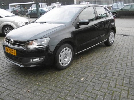 Volkswagen Polo - 1.4-16V Comfortline - 1