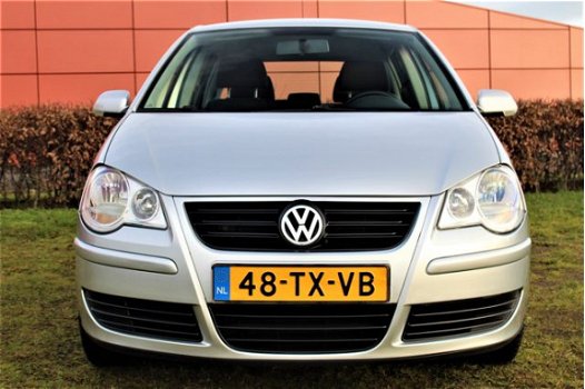 Volkswagen Polo - 1.2, 5 Deurs Airco + Winterbanden - 1